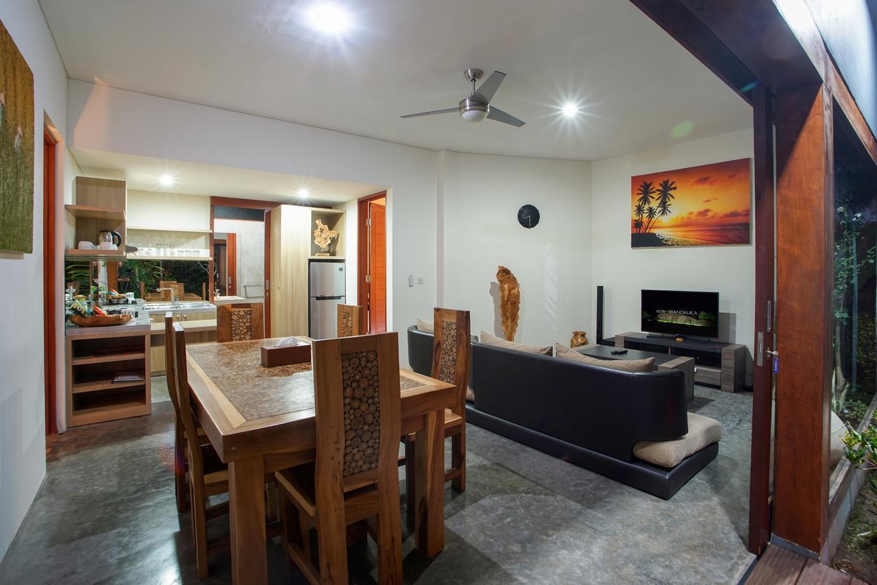 Pipe Dream Villas Resort Kuta  Exterior photo